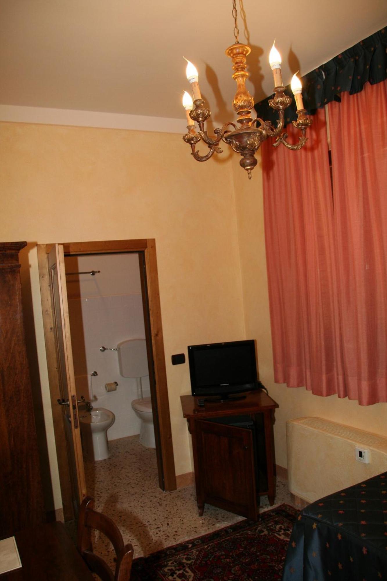 Villa Rinalducci Fano Ruang foto